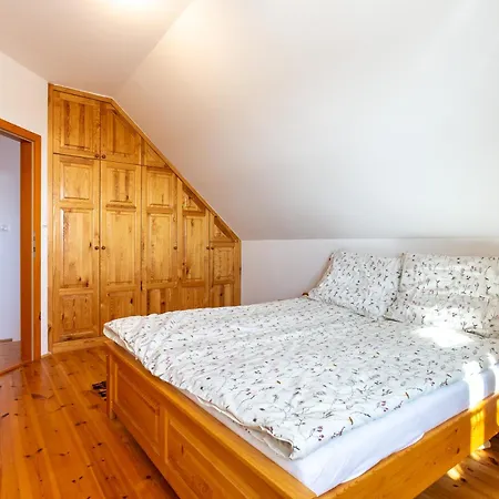 Balaton View From Almadi - Happy Apartment Balatonalmadi