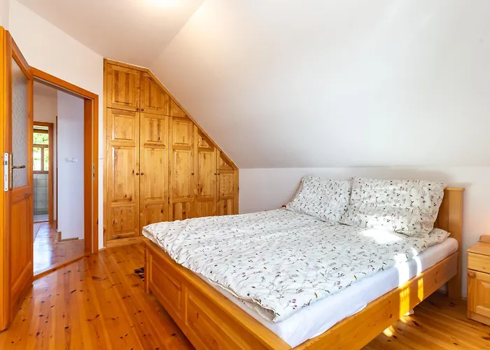 Balaton View From Almadi - Happy Apartament Balatonalmádi